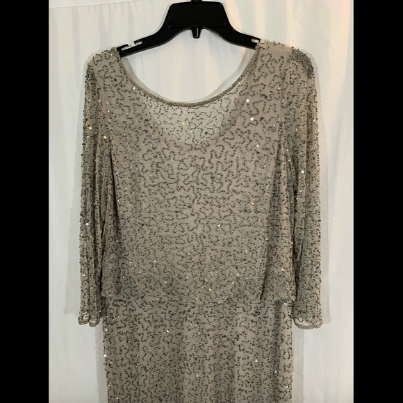 NWT‎ Pisarro Nights Bead Embellished Blouson Gown - Picture 3 of 8